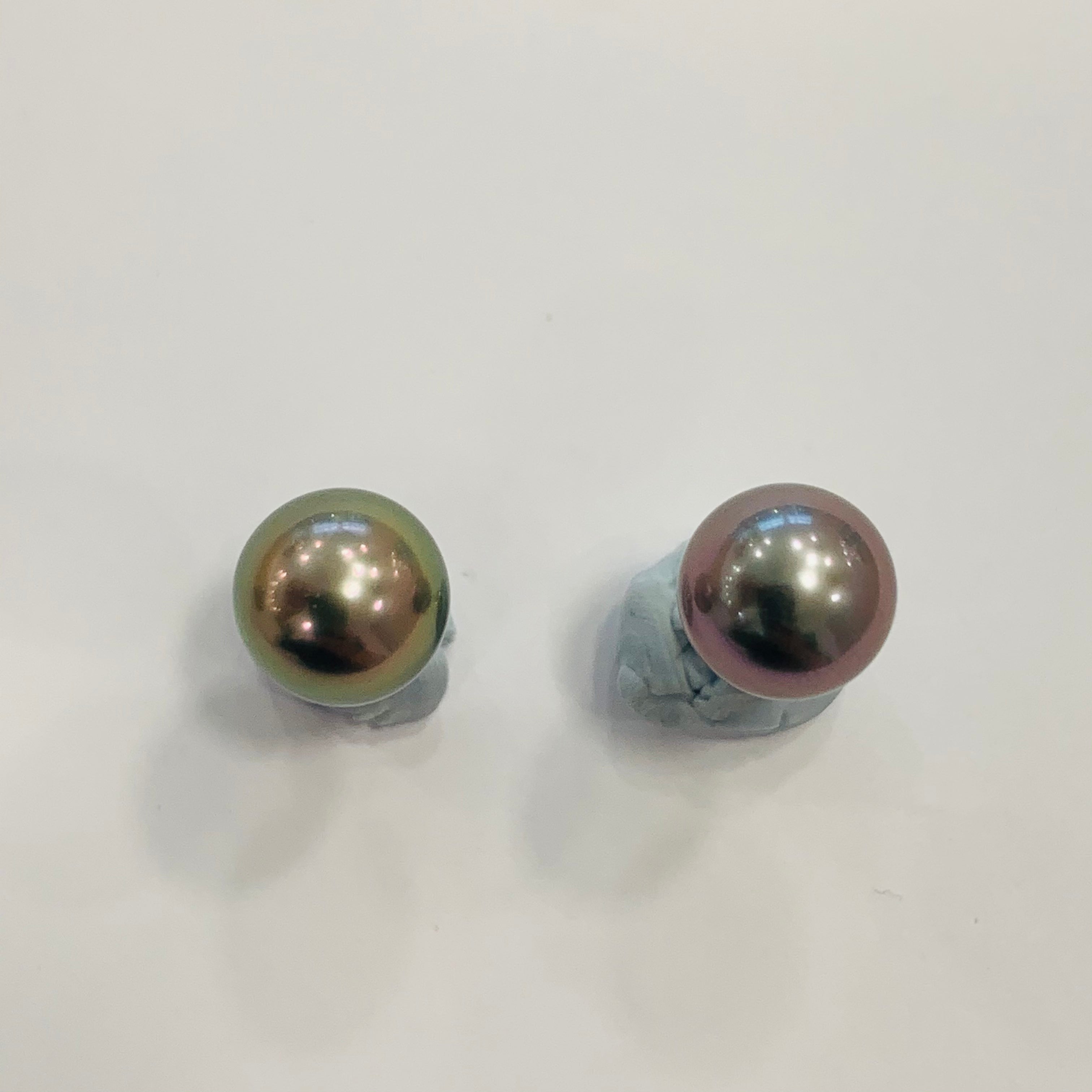 18K White Gold Black South Sea Pearl Earrings